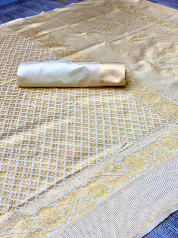 Cream_Woven_Kanjivaram_Silk_Saree_with_Saree_Cover